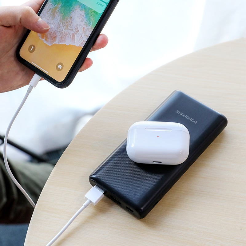 borofone bt31 winner wireless charging mobile power bank 10000mah charge