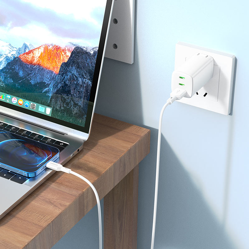 Кабель USB на Lightning BX70